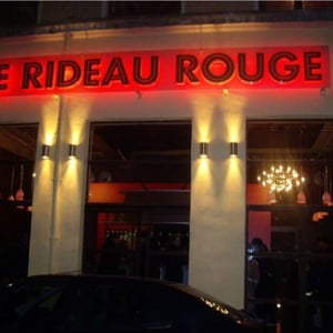 Le Rideau Rouge