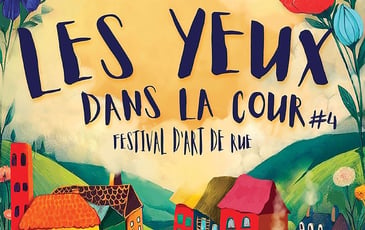 Les yeux dans la cour
