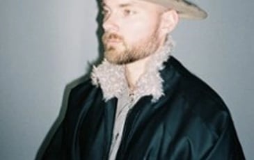 Ásgeir, tournée