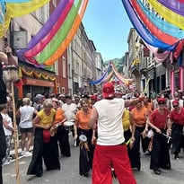 La Fieffée Fanfare et Batucada Tribu BTP et Brazucada