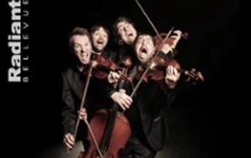 Quatuor Léonis, Eclisse totale