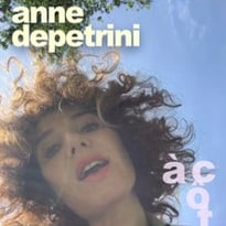 Anne Depetrini, A côté