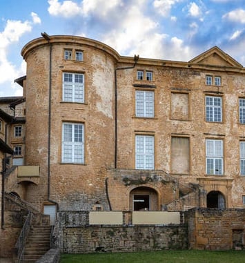 Visite Guidée du Château de Rochebonne à Theizé