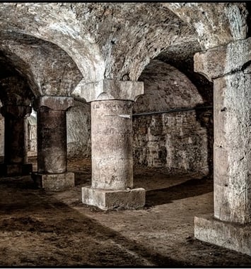 Château d'Ombreval, le jardin d'Arc et l'allée des Charmilles