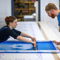 Visite guidée des ateliers d'impression sur soie de la Maison Brochier Soieries