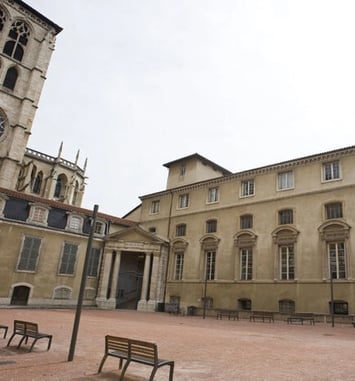 Visite guidée de la bibliothèque municipale de Lyon 5e Saint-Jean