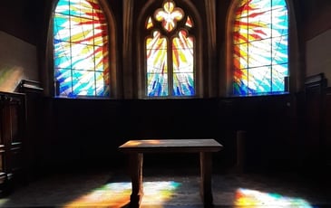 Jeux pour les enfants, église Notre-Dame, Charly