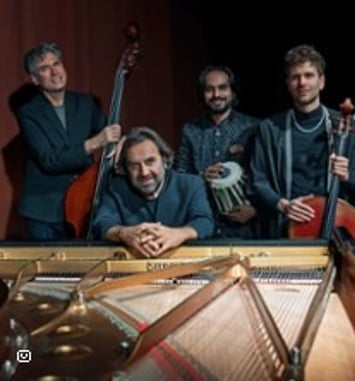 André Manoukian, La Sultane, Tournée
