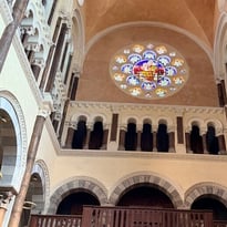 Levez les yeux, fresques et rosaces de la chapelle du Lycée St Marc