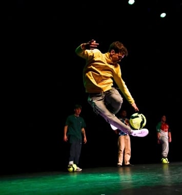 Joga Bonito : Danse et Foot Freestyle