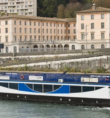 Entre Rhône et Saône, regards photographiques d'hier et d'aujourdhui