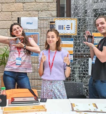 Atelier dégustation avec l'association Miel