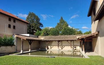 Visite du lavoir de la Platte