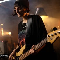 Laura Cahen + Caiman