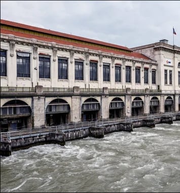 Visite de la centrale hydroélectrique de Cusset