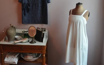 Visite guidée flash de l'appartement témoin 1930