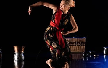 Atelier de danse traditionnelle cham du Vietnam et recherche contemporaine