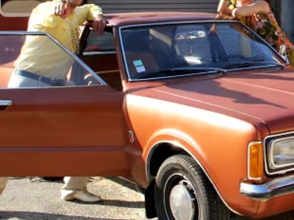 De Fakto La Funk Mobile