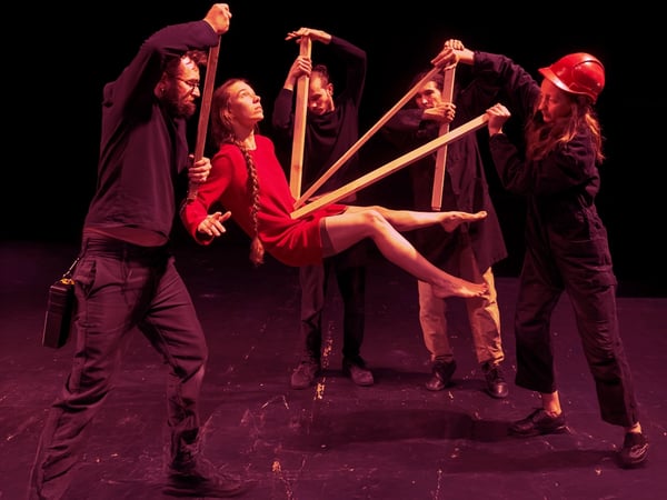 Camille Boitel & Sève Bernard, Un incroyable ballet d’images
