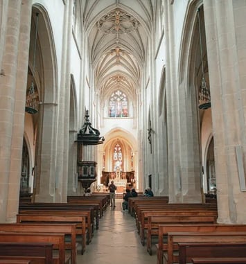 Collégiale Notre-Dame des Marais, lieu caladois emblématique
