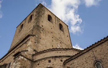 Le centre-bourg : balade au cœur du vieux Saint-Cyr et de ses vestiges médiévaux