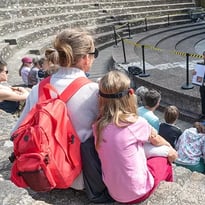 Du site au musée, visite en langue des signes
