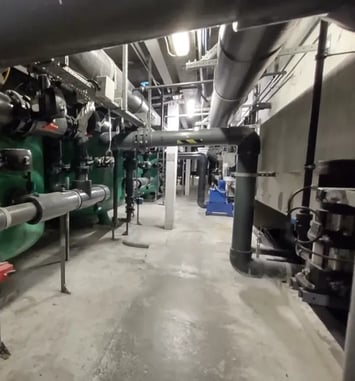 À la découverte de la sous-station de la piscine