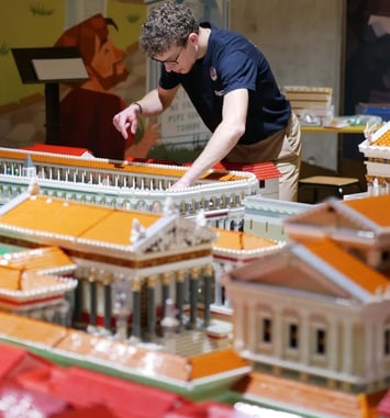 Ateliers "Construit le Fort du Bruissin en Briques Lego"