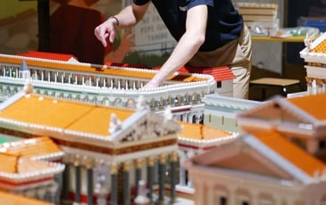 Ateliers "Construit le Fort du Bruissin en Briques Lego"