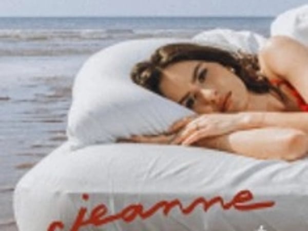 Jeanne, Naïri Tour