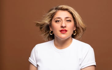 Marion Mezadorian, Craquage
