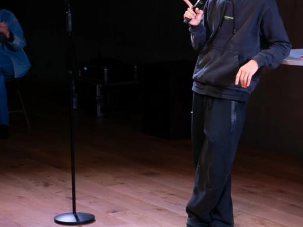 Stand-up