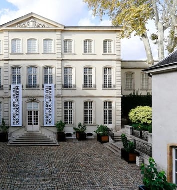 18e Biennale de Lyon au Musée des Tissus