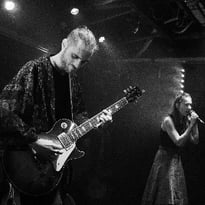 Silent Tales + Paterson et June Phield