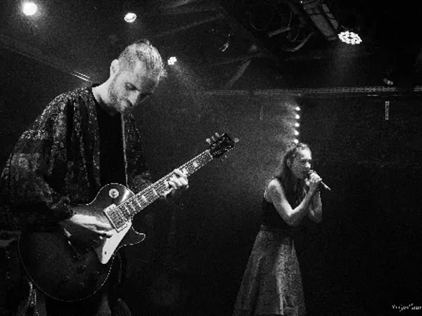 Silent Tales + Paterson et June Phield