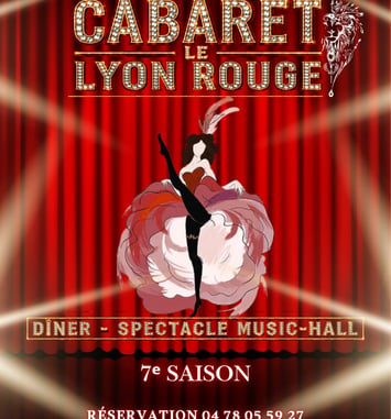 Spectacle cabaret strass plumes paillettes