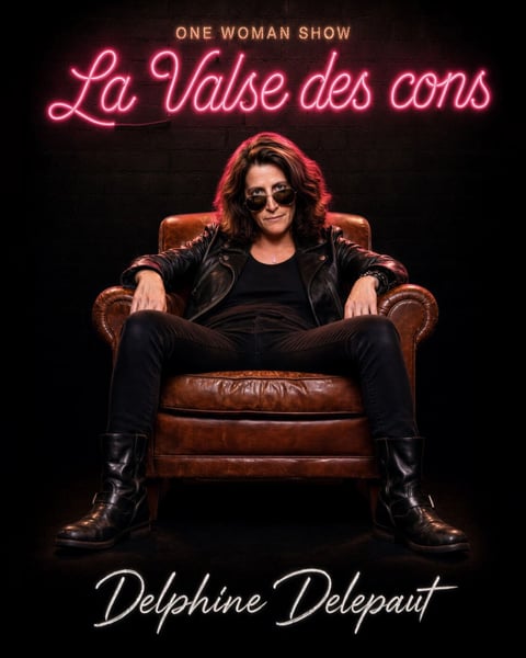 Delphine Delepaut dans La valse des cons