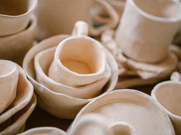 Exposition de Marie -Laure Guerrier : Un retable en Porcelaine