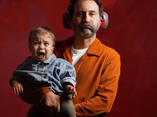 Mathieu Madénian dans À pleurer de rire