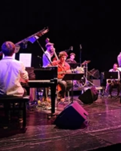 Big Band, Multiquarium
